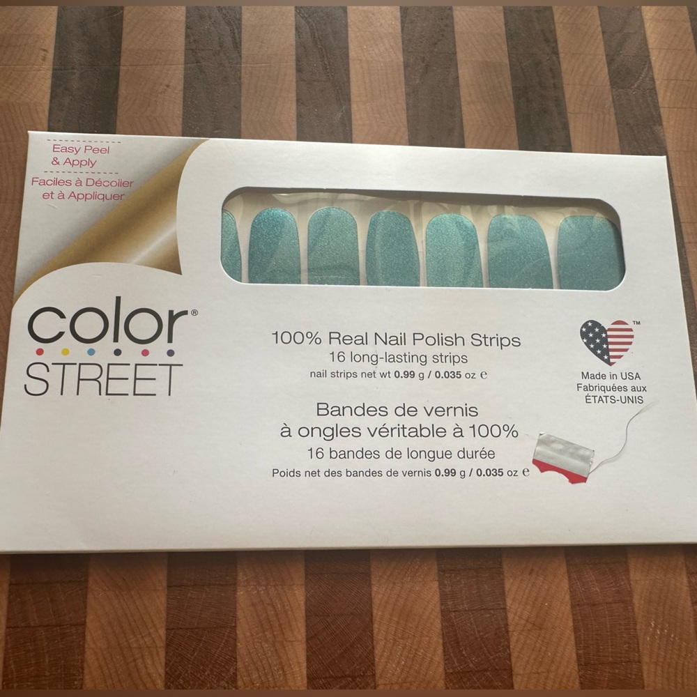 Color Street Nail Polish Strips in sparkly teal